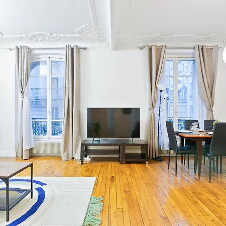 Superb Quartier Pantheon 4 Free Netflix Апартаменты Париж